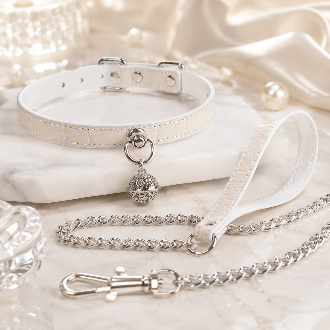 DESIREBLAZE Pearl White Leather Collar Set with Silver Chain Leash